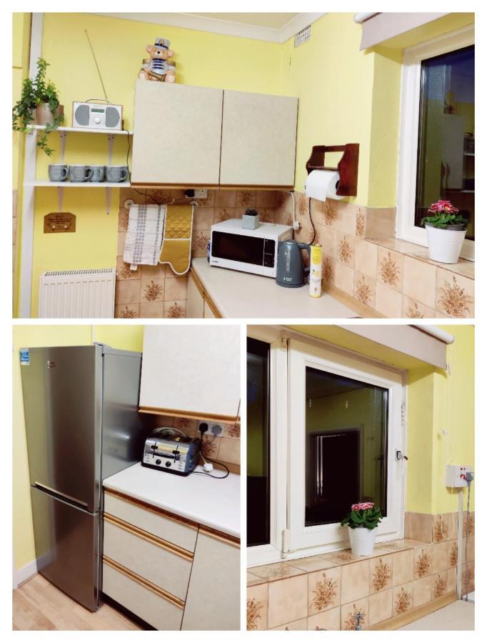Holiday home Sherlock's House: Spacious 4-bedroom With Free Parking & Pet-friendly *