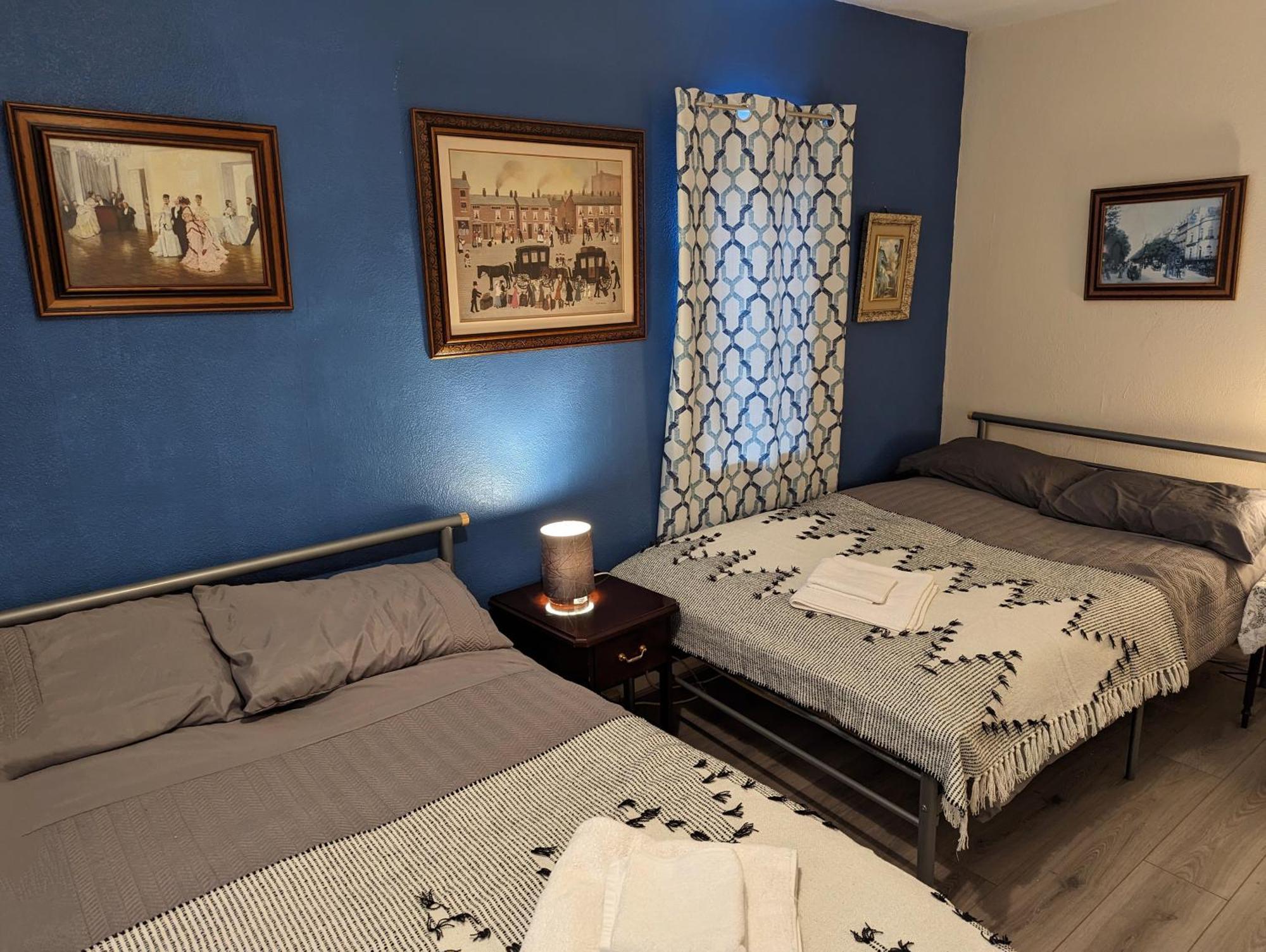 Holiday home Sherlock's House: Spacious 4-bedroom With Free Parking & Pet-friendly Burton-upon-Trent